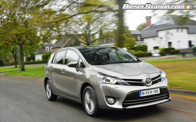 Toyota Verso 2014 Widescreen Picture #2 Toyota Verso 2014 Widescreen Picture #2