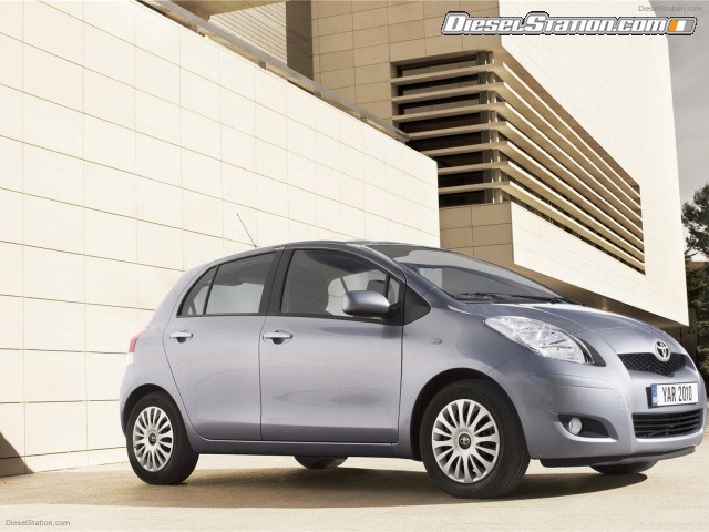 Toyota Yaris 2010 Picture #17 Toyota Yaris 2010 Picture #17