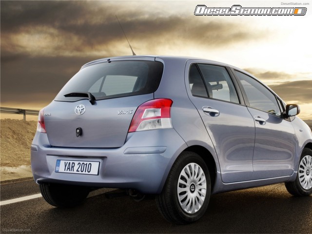 Toyota Yaris 2010 Picture #8 Toyota Yaris 2010 Picture #8