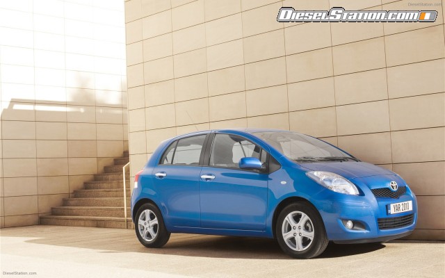Toyota Yaris 2010 Widescreen Picture #9 Toyota Yaris 2010 Widescreen Picture #9