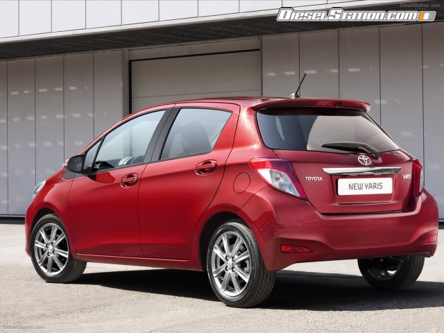 Toyota Yaris 2012 Picture #35 Toyota Yaris 2012 Picture #35