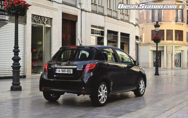 Toyota Yaris 2014 Widescreen Picture #8 Toyota Yaris 2014 Widescreen Picture #8