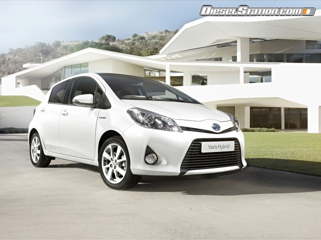 Toyota Yaris Hybrid 2013 Picture #14 Toyota Yaris Hybrid 2013 Picture #14