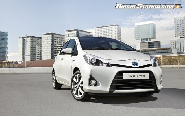 Toyota Yaris Hybrid 2013 Widescreen Picture #56 Toyota Yaris Hybrid 2013 Widescreen Picture #56