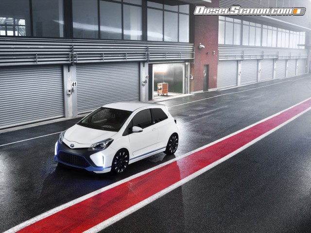 Toyota Yaris Hybrid R Concept Picture #7 Toyota Yaris Hybrid R Concept Picture #7