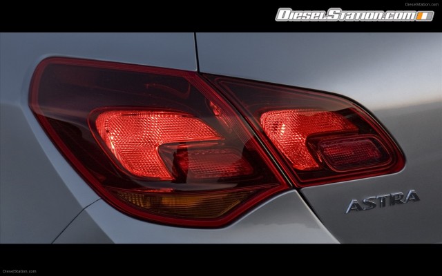 Vauxhall 2010 Astra Widescreen Picture #6 Vauxhall 2010 Astra Widescreen Picture #6