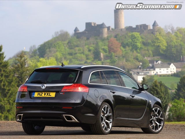 Vauxhall 2010 Insignia VXR Sports Tourer Picture #2 Vauxhall 2010 Insignia VXR Sports Tourer Picture #2