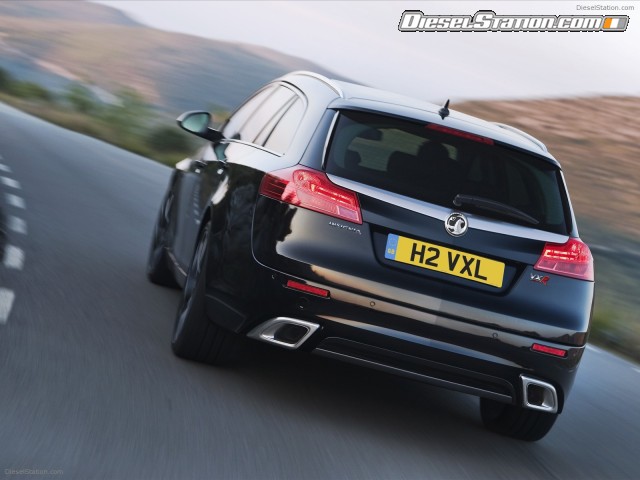 Vauxhall 2010 Insignia VXR Sports Tourer Picture #8 Vauxhall 2010 Insignia VXR Sports Tourer Picture #8