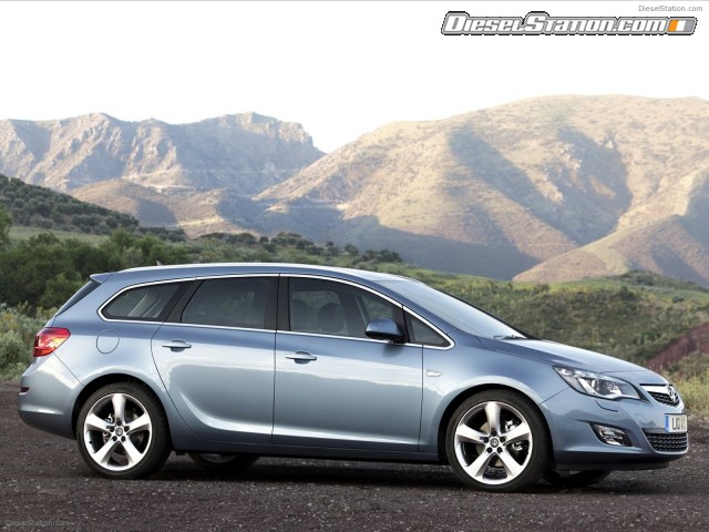 Vauxhall Astra Sports Tourer 2011 Picture #3 Vauxhall Astra Sports Tourer 2011 Picture #3