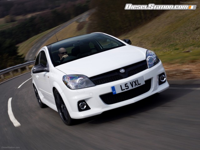Vauxhall Astra VXR 2011 Picture #12 Vauxhall Astra VXR 2011 Picture #12