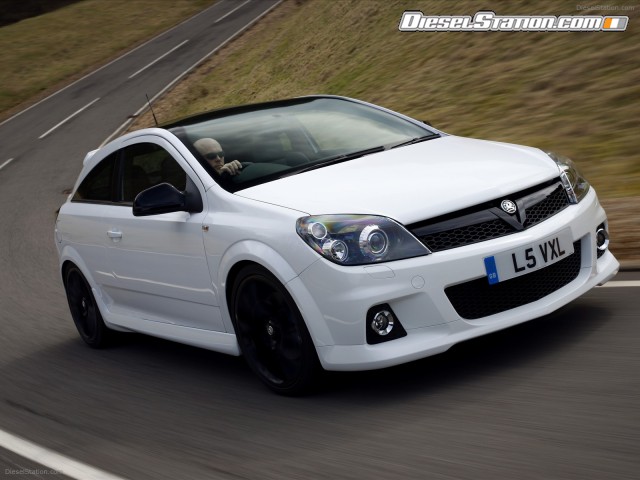 Vauxhall Astra VXR 2011 Picture #5 Vauxhall Astra VXR 2011 Picture #5