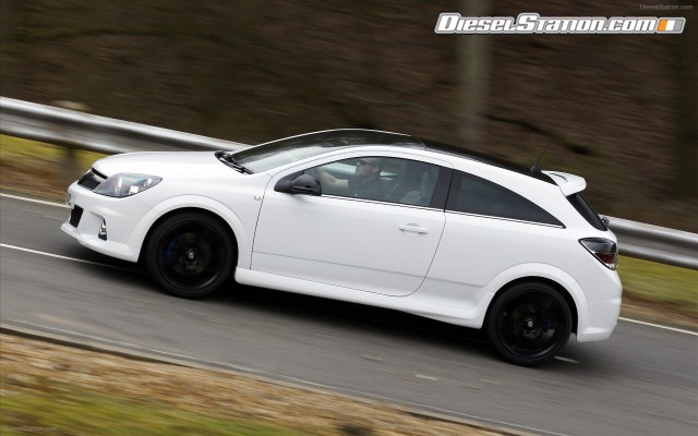 Vauxhall Astra VXR 2011 Widescreen Picture #0 Vauxhall Astra VXR 2011 Widescreen Picture #0