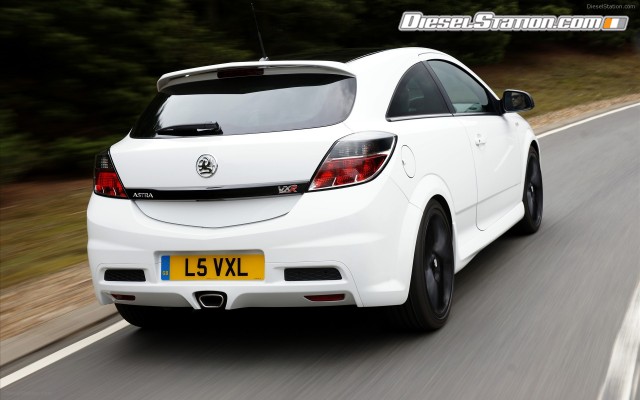 Vauxhall Astra VXR 2011 Widescreen Picture #17 Vauxhall Astra VXR 2011 Widescreen Picture #17