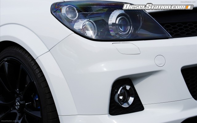 Vauxhall Astra VXR 2011 Widescreen Picture #18 Vauxhall Astra VXR 2011 Widescreen Picture #18
