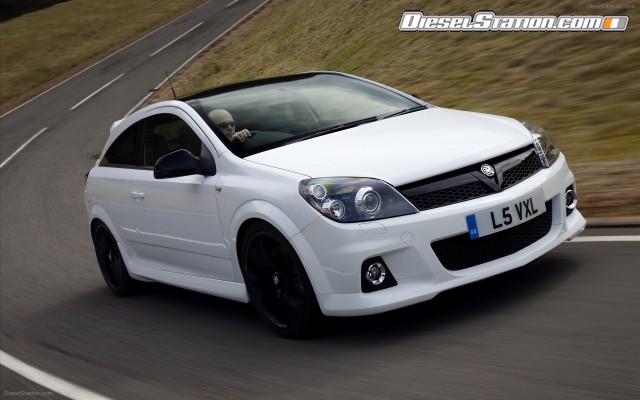Vauxhall Astra VXR 2011 Widescreen Picture #2 Vauxhall Astra VXR 2011 Widescreen Picture #2