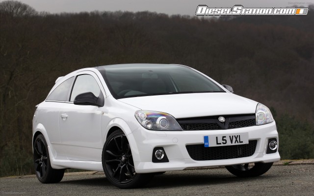Vauxhall Astra VXR 2011 Widescreen Picture #25 Vauxhall Astra VXR 2011 Widescreen Picture #25