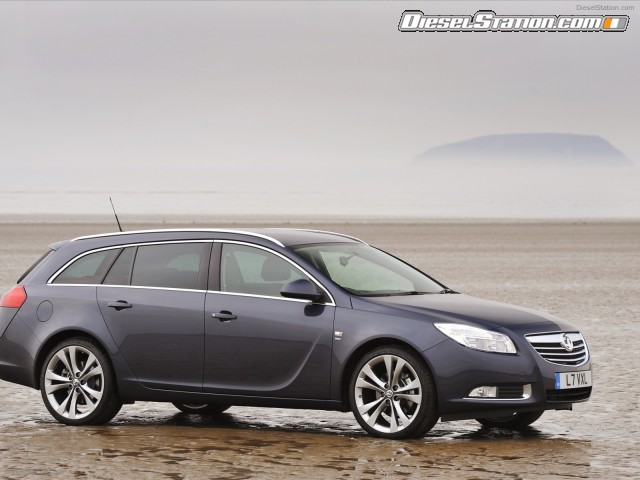 Vauxhall INSIGNIA SPORTS TOURER Picture #0 Vauxhall INSIGNIA SPORTS TOURER Picture #0
