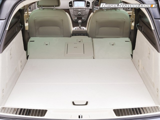 Vauxhall Insignia Sport Tourer Picture #3 Vauxhall Insignia Sport Tourer Picture #3