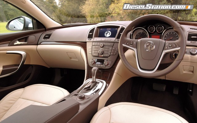 Vauxhall Insignia Sport Tourer Widescreen Picture #14 Vauxhall Insignia Sport Tourer Widescreen Picture #14