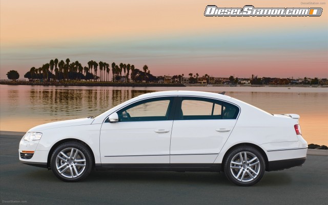 Volkswagen 2009 Passat Widescreen Picture #13 Volkswagen 2009 Passat Widescreen Picture #13