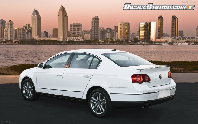 Volkswagen 2009 Passat Widescreen Picture #14 Volkswagen 2009 Passat Widescreen Picture #14