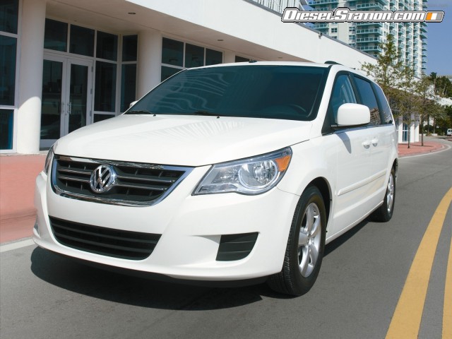 Volkswagen 2009 Routan Picture #9 Volkswagen 2009 Routan Picture #9