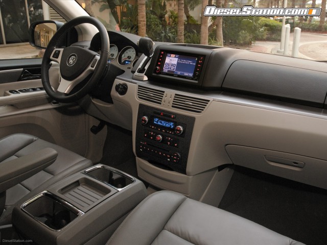 Volkswagen 2009 Routan Picture #5 Volkswagen 2009 Routan Picture #5