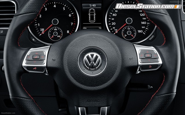 Volkswagen 2010 GTI Widescreen Picture #10 Volkswagen 2010 GTI Widescreen Picture #10