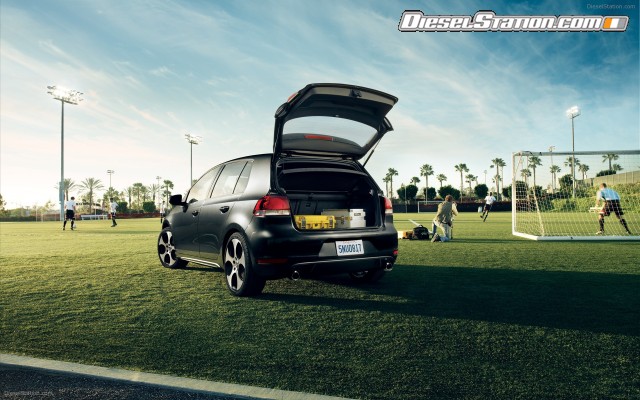 Volkswagen 2010 GTI Widescreen Picture #29 Volkswagen 2010 GTI Widescreen Picture #29
