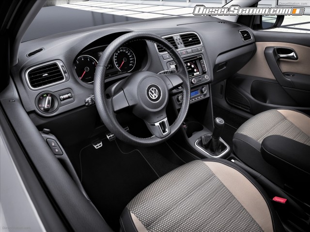 Volkswagen CrossPolo 2011 Picture #15 Volkswagen CrossPolo 2011 Picture #15