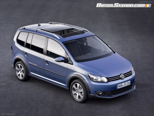 Volkswagen CrossTouran 2011 Picture #4 Volkswagen CrossTouran 2011 Picture #4