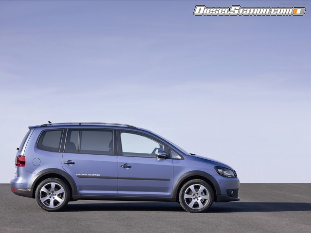 Volkswagen CrossTouran 2011 Picture #6 Volkswagen CrossTouran 2011 Picture #6