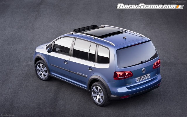 Volkswagen CrossTouran 2011 Widescreen Picture #8 Volkswagen CrossTouran 2011 Widescreen Picture #8