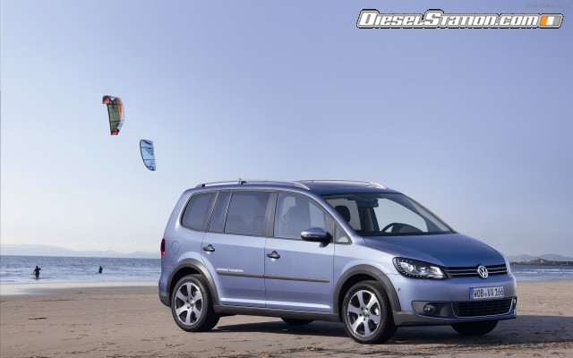 Volkswagen CrossTouran 2011 Widescreen Picture #2 Volkswagen CrossTouran 2011 Widescreen Picture #2