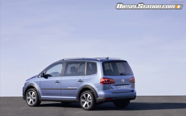Volkswagen CrossTouran 2011 Widescreen Picture #29 Volkswagen CrossTouran 2011 Widescreen Picture #29