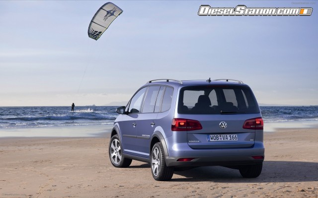 Volkswagen CrossTouran 2011 Widescreen Picture #23 Volkswagen CrossTouran 2011 Widescreen Picture #23
