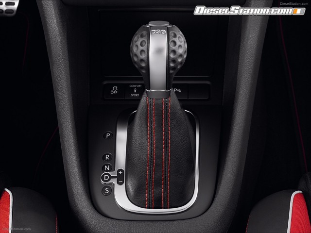 Volkswagen Golf GTI Adidas Picture #4 Volkswagen Golf GTI Adidas Picture #4