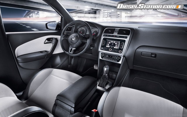 Volkswagen Golf GTI Black Dynamic 2012 Widescreen Picture #7 Volkswagen Golf GTI Black Dynamic 2012 Widescreen Picture #7