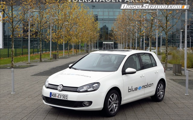 Volkswagen Golf blue e motion Concept 2010 Widescreen Picture #6 Volkswagen Golf blue e motion Concept 2010 Widescreen Picture #6