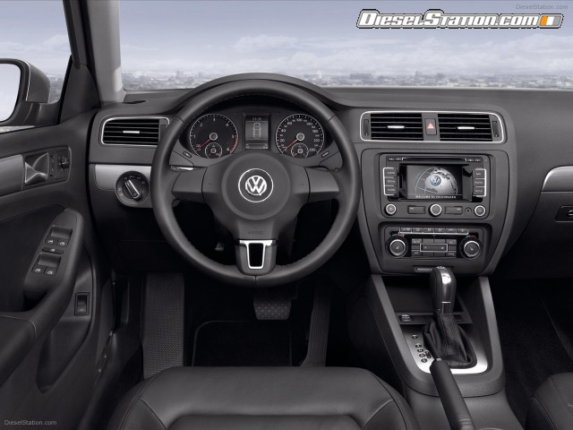 Volkswagen Jetta EU Version 2011 Picture #9 Volkswagen Jetta EU Version 2011 Picture #9