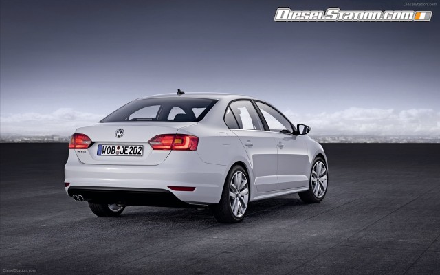 Volkswagen Jetta EU Version 2011 Widescreen Picture #13 Volkswagen Jetta EU Version 2011 Widescreen Picture #13