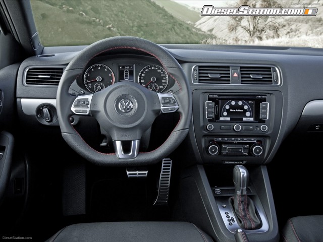 Volkswagen Jetta GLI 2012 Picture #0 Volkswagen Jetta GLI 2012 Picture #0