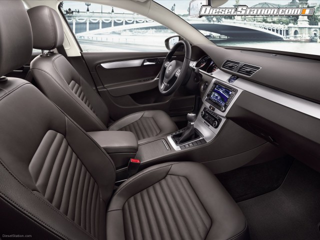 Volkswagen Passat 2011 Picture #0 Volkswagen Passat 2011 Picture #0