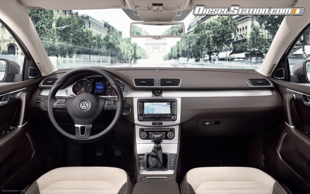 Volkswagen Passat 2011 Widescreen Picture #1 Volkswagen Passat 2011 Widescreen Picture #1