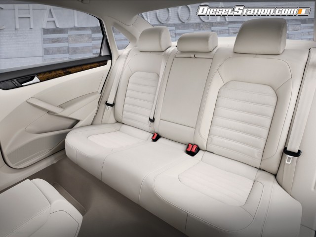 Volkswagen Passat 2012 Picture #4 Volkswagen Passat 2012 Picture #4