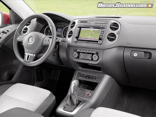 Volkswagen TOUAREG 2012 Picture #6 Volkswagen TOUAREG 2012 Picture #6