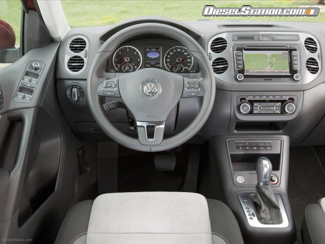 Volkswagen TOUAREG 2012 Picture #20 Volkswagen TOUAREG 2012 Picture #20