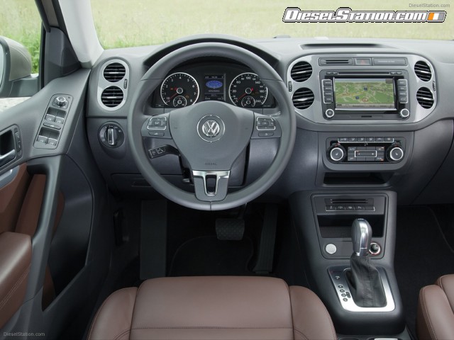 Volkswagen TOUAREG 2012 Picture #42 Volkswagen TOUAREG 2012 Picture #42