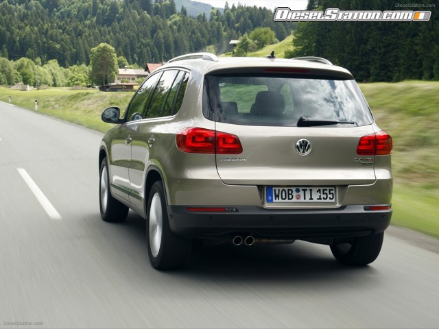 Volkswagen TOUAREG 2012 Picture #2 Volkswagen TOUAREG 2012 Picture #2