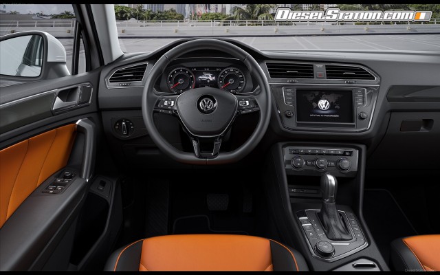Volkswagen Tiguan R Line 2016 Widescreen Picture #8 Volkswagen Tiguan R Line 2016 Widescreen Picture #8